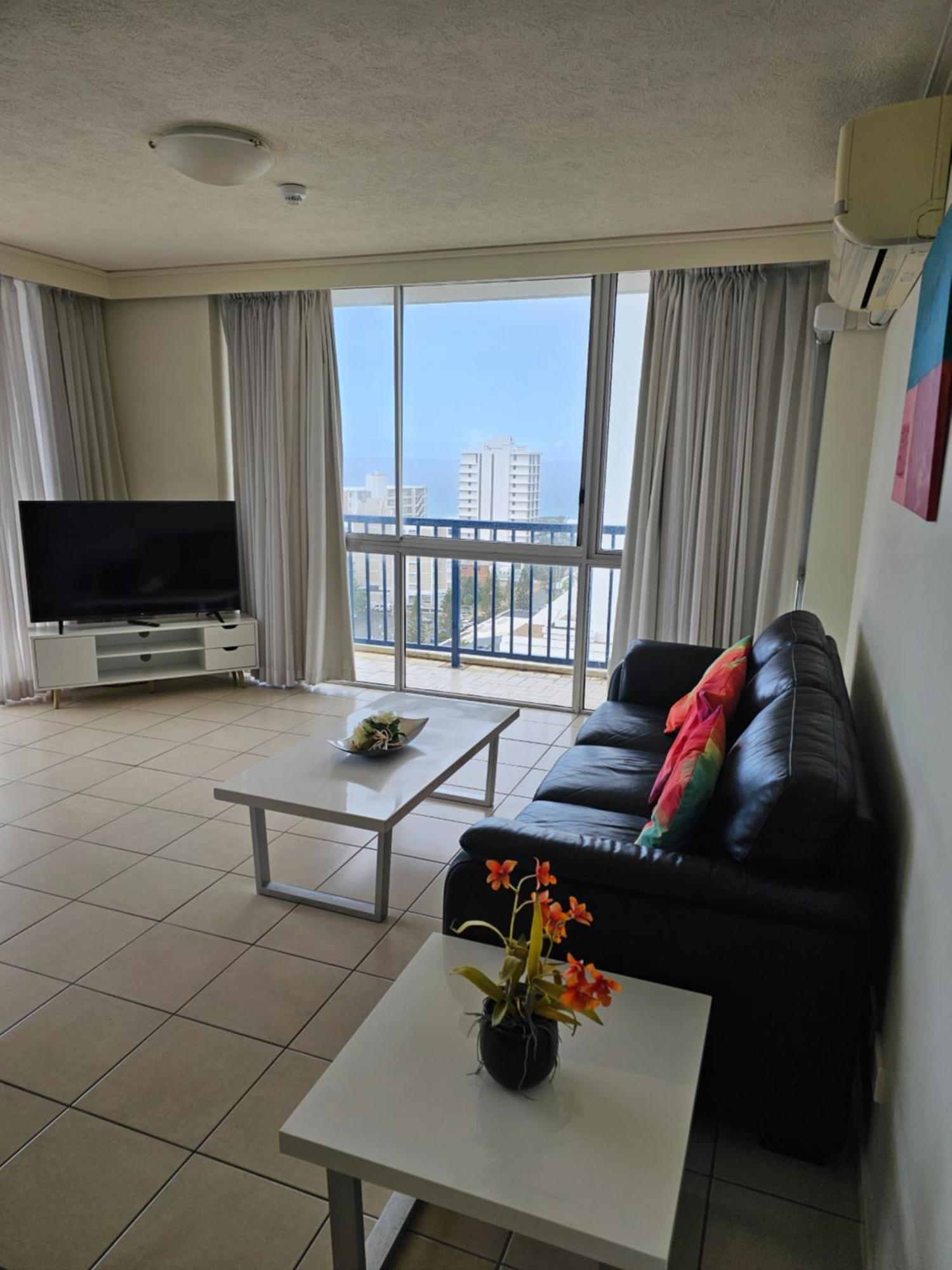 Centrepoint Resort Gold Coast Exterior photo