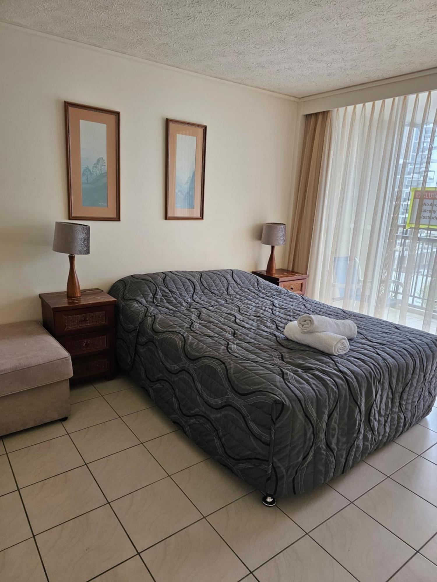 Centrepoint Resort Gold Coast Exterior photo