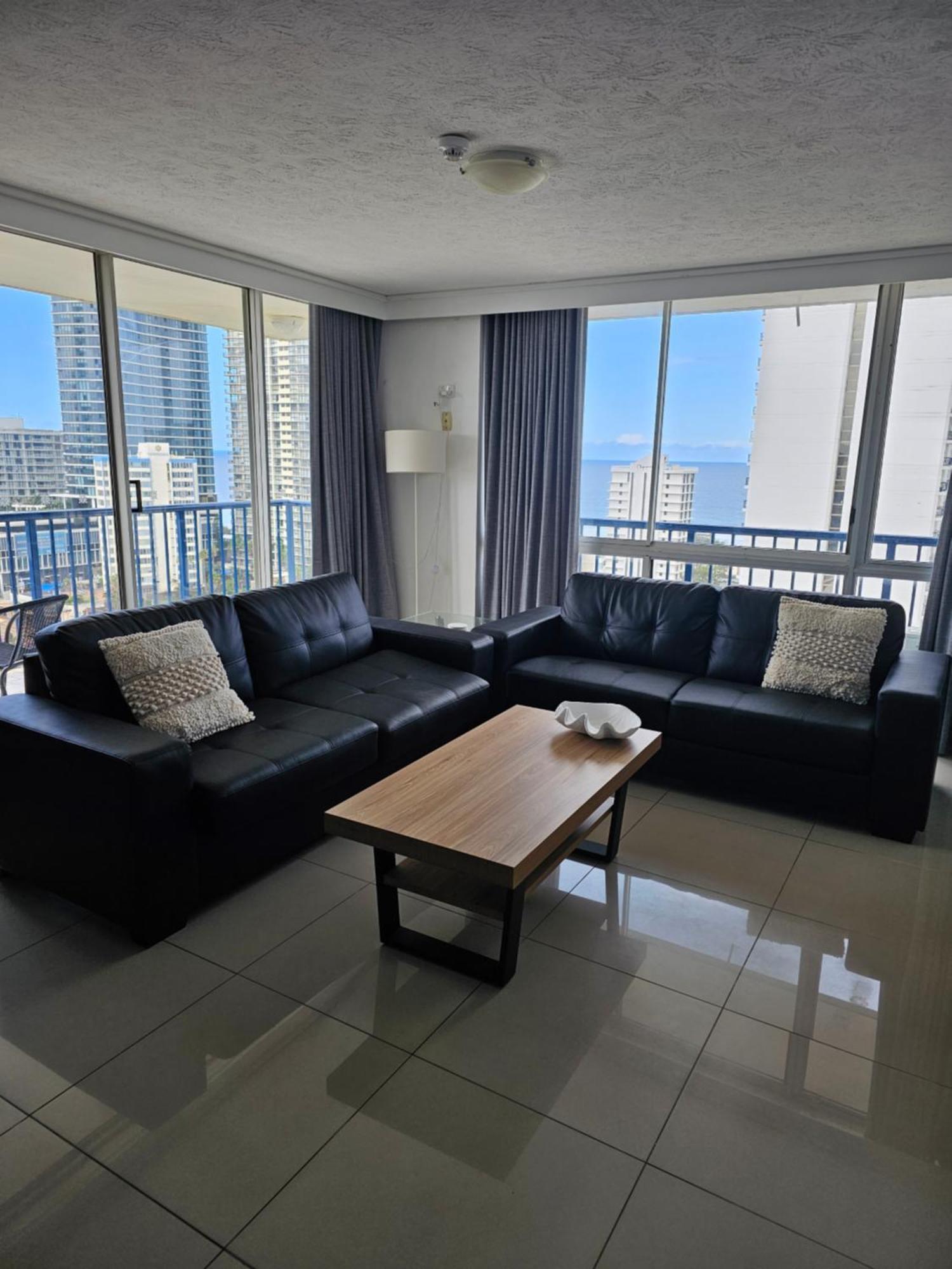 Centrepoint Resort Gold Coast Exterior photo