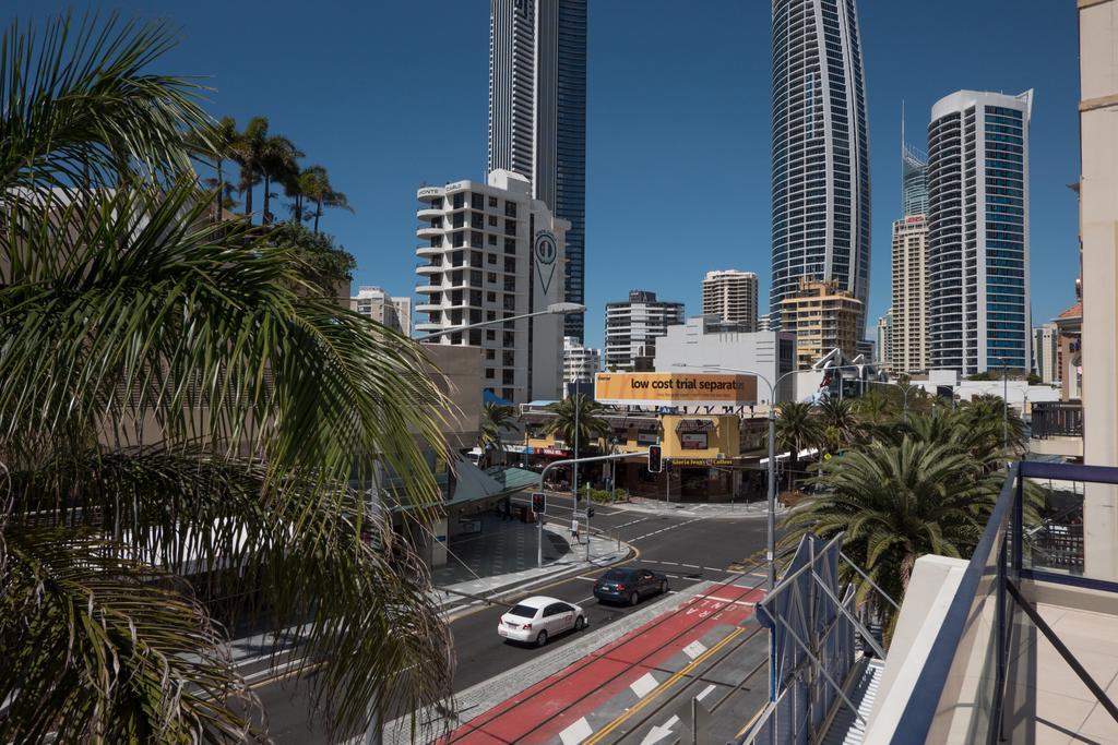 Centrepoint Resort Gold Coast Exterior photo