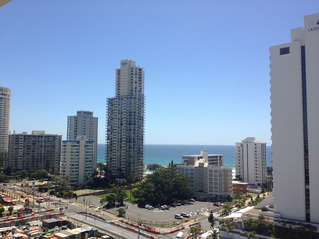 Centrepoint Resort Gold Coast Exterior photo
